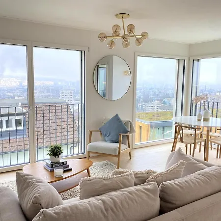 With Stunning Views- 15 Min Hb- Self Check-in