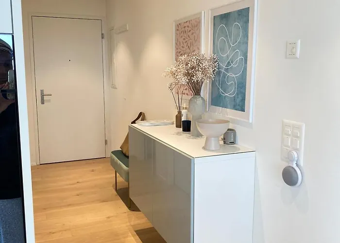 With Stunning Views- 15 Min Hb- Self Check-in Apartament